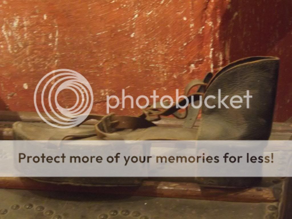 photo shoe_zps6a32f713.jpg